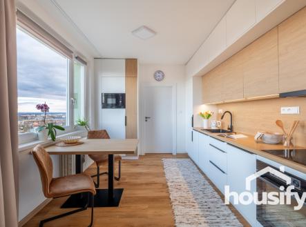 Pronájem bytu, 3+kk, 62 m²