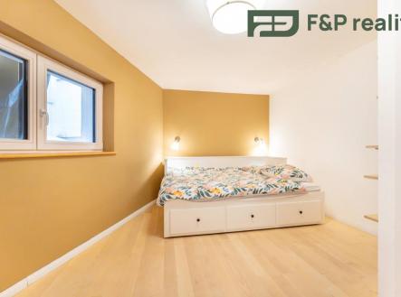 Pronájem bytu, 3+kk, 102 m²