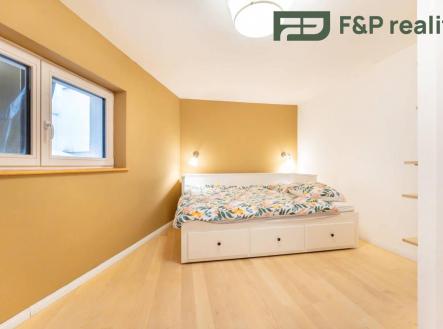 Pronájem bytu, 3+kk, 102 m²