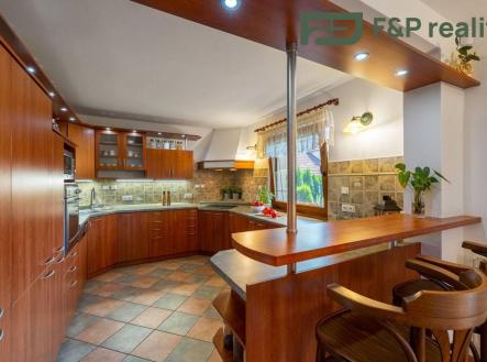 Prodej domu/vily, 320 m²