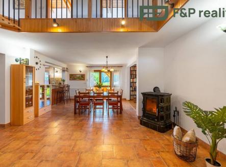 Prodej domu/vily, 320 m²