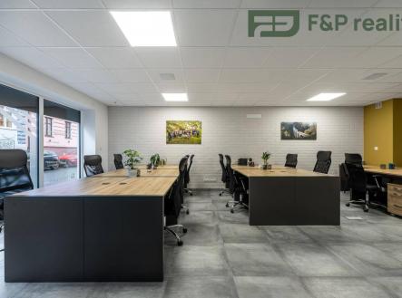 Pronájem komerčního objektu, obchodní centrum, 133 m²