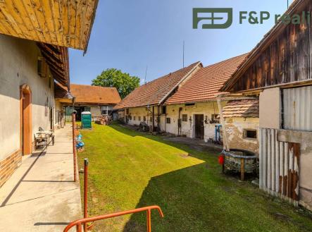 Prodej domu/vily, 300 m²