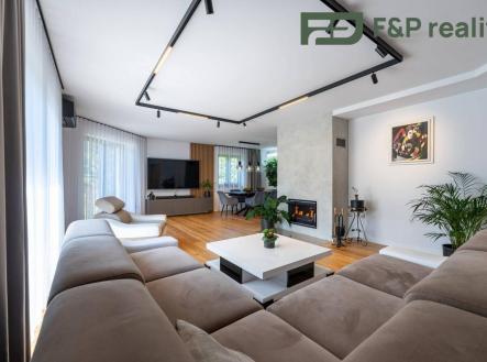 Prodej domu/vily, 320 m²