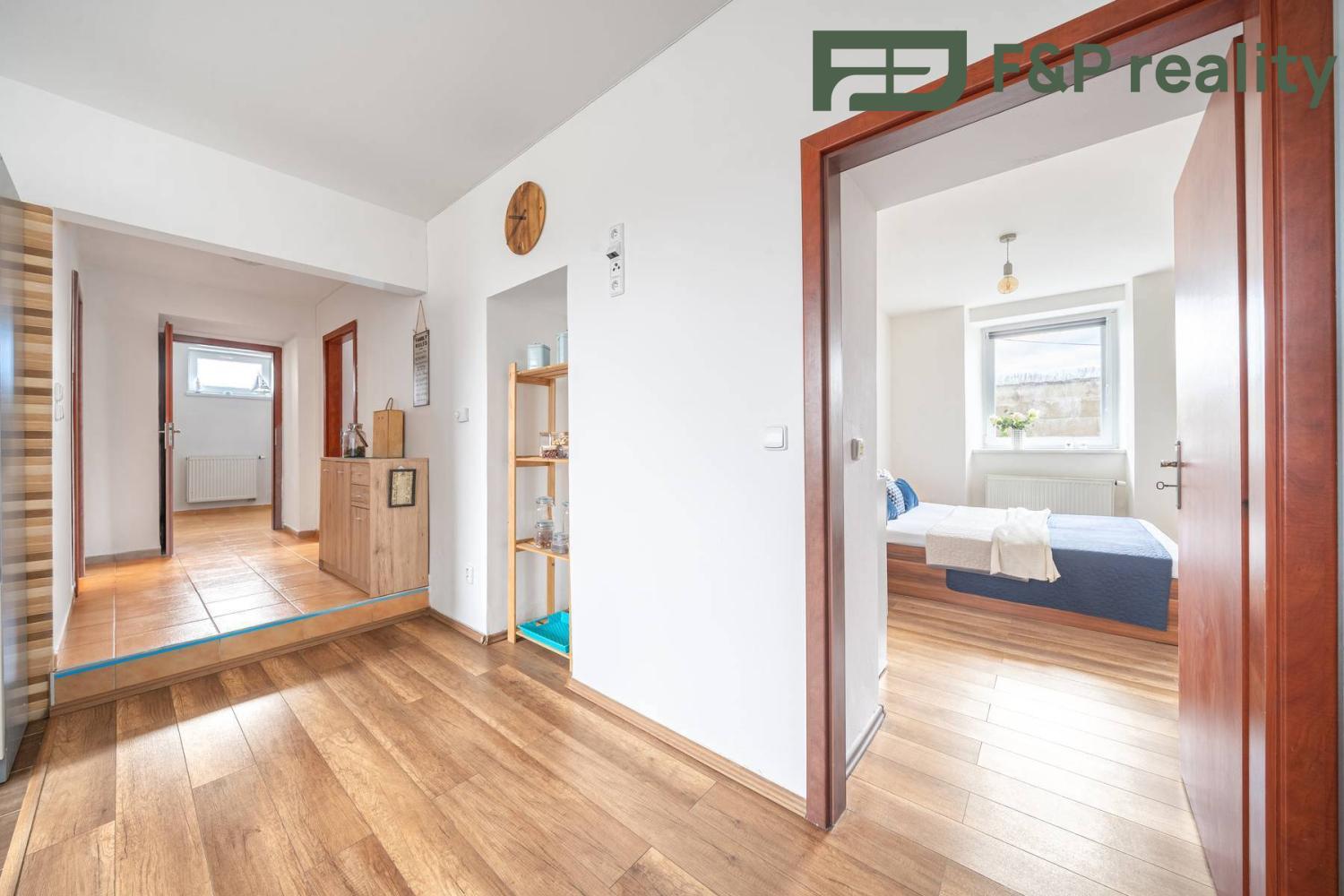 Prodej byt 2 + 1, 90㎡|Středočeský kraj, Praha-východ, Mratín, U Cukrovaru 49, 25063