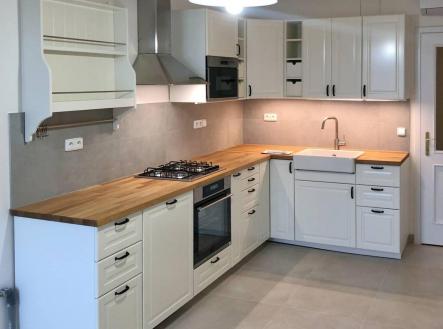 Pronájem bytu, 4+1, 188 m²