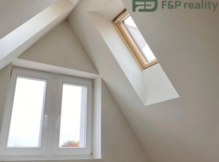 Pronájem bytu, 4+1, 188 m²