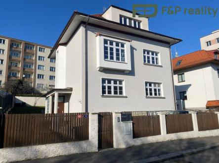 Pronájem bytu, 4+kk, 85 m²