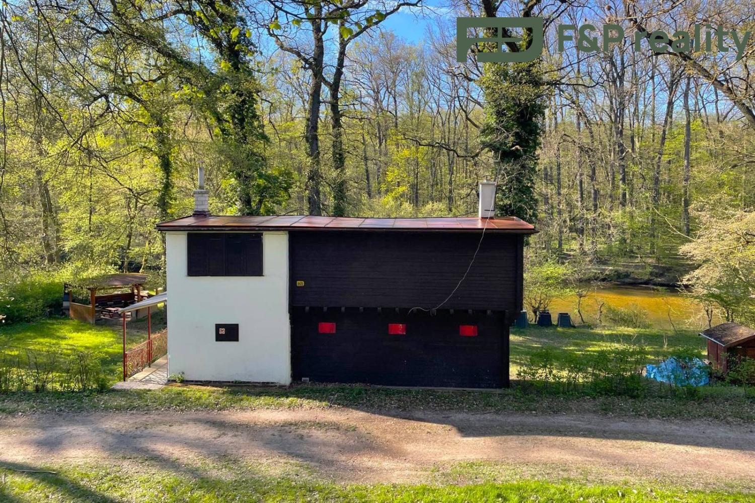 Prodej dům Chata, 65㎡|Středočeský kraj, Praha-východ, Káraný, 479, 25075