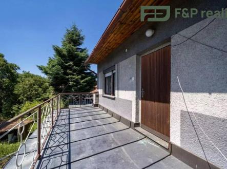 Prodej komerčního objektu, jiný, 197 m²