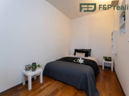 Pronájem bytu, 1+kk, 47 m²