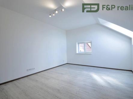 Pronájem bytu, 2+kk, 46 m²