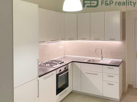 Pronájem bytu, 3+1, 93 m²