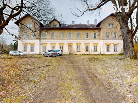 Prodej domu/vily, 1 784 m²