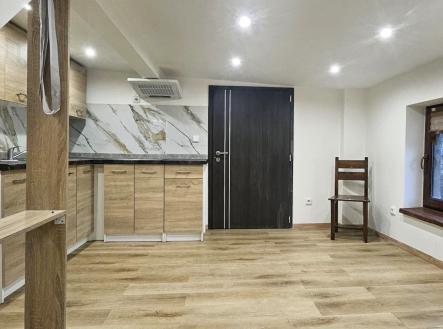 Pronájem bytu, 2+1, 65 m²