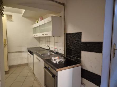 Pronájem bytu, 3+kk, 120 m²