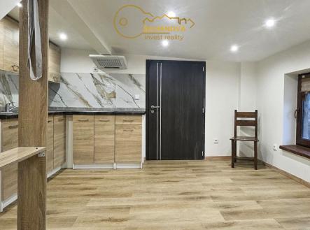 Pronájem bytu, 2+1, 70 m²
