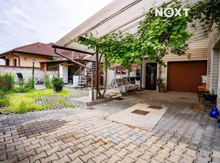 Prodej - dům/vila, 197 m²