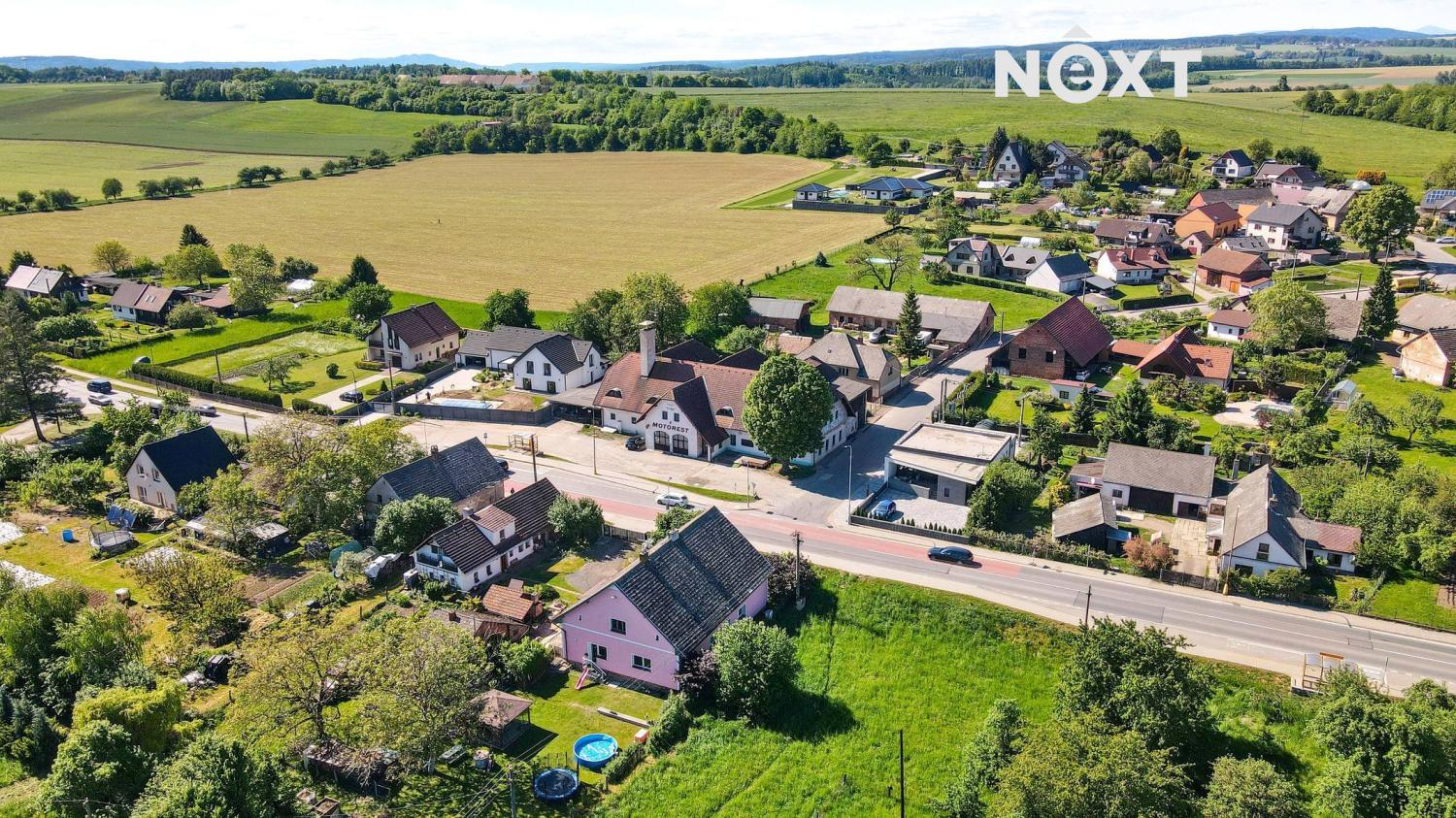 Prodej komerční Obchodní prostory, 1 400㎡