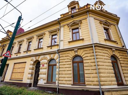 Prodej komerčního objektu, jiný, 204 m²