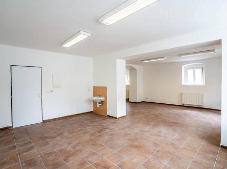 Prodej komerčního objektu, obchodní centrum, 98 m²