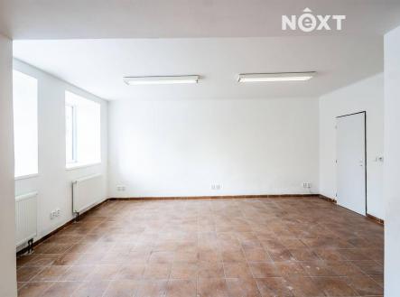 Prodej komerčního objektu, obchodní centrum, 98 m²