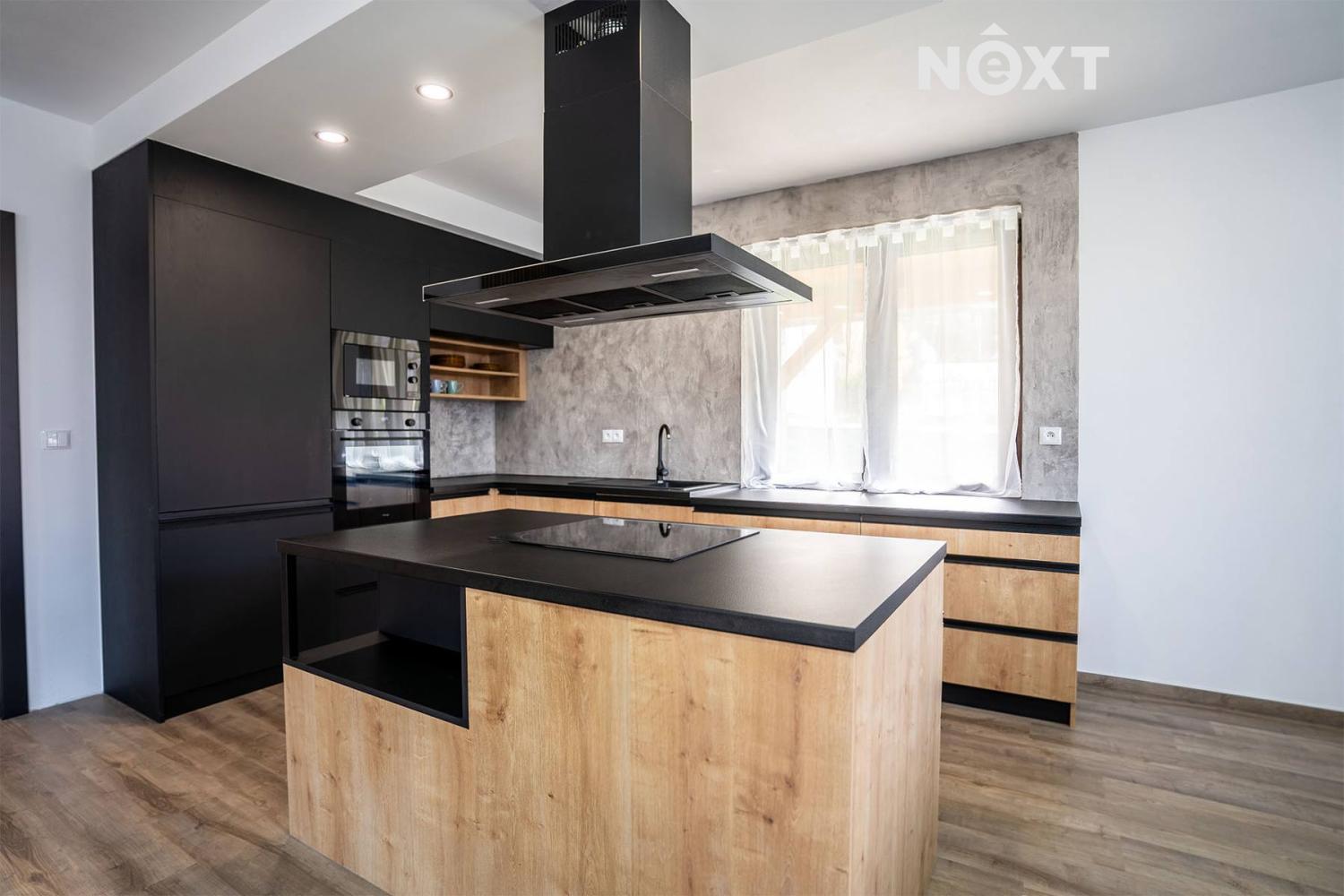 Prodej Rodinný dům, 200㎡