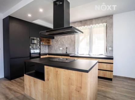 Prodej domu/vily, 200 m²