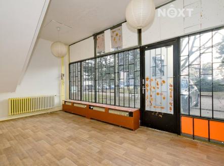 Pronájem komerčního objektu, obchodní centrum, 19 m²