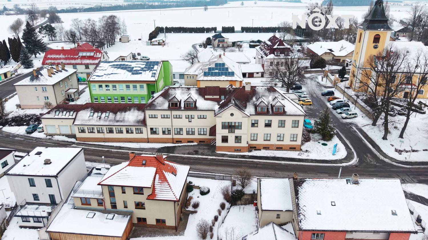 Prodej komerční Sklady, 2 000㎡