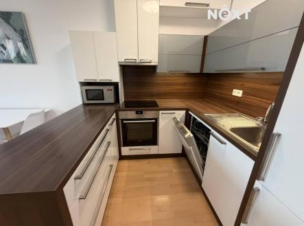 Pronájem bytu, 2+kk, 70 m²
