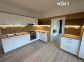 Pronájem domu/vily, 180 m²