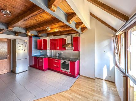 Pronájem bytu, 4+kk, 102 m²