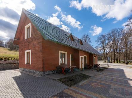 Prodej komerčního objektu, jiný, 467 m²