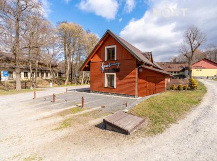 Prodej komerčního objektu, jiný, 467 m²