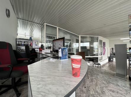 Prodej komerčního objektu, jiný, 700 m²