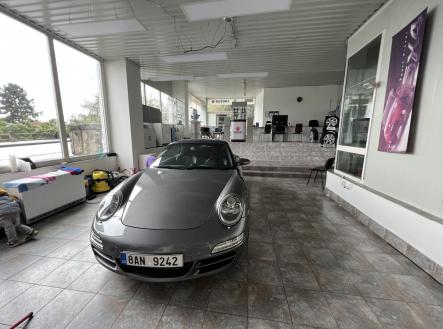 Prodej komerčního objektu, jiný, 700 m²