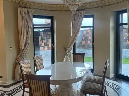 Pronájem domu/vily, 250 m²