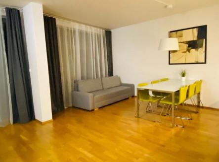 Pronájem bytu, 1+kk, 67 m²