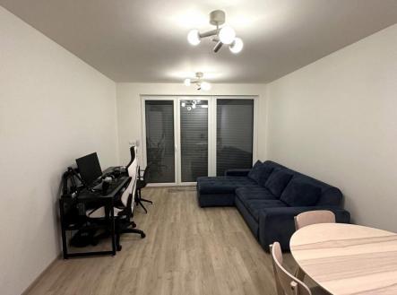 Pronájem bytu, 1+kk, 33 m²