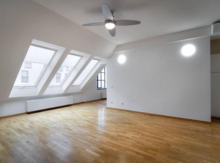Pronájem bytu, 1+kk, 78 m²