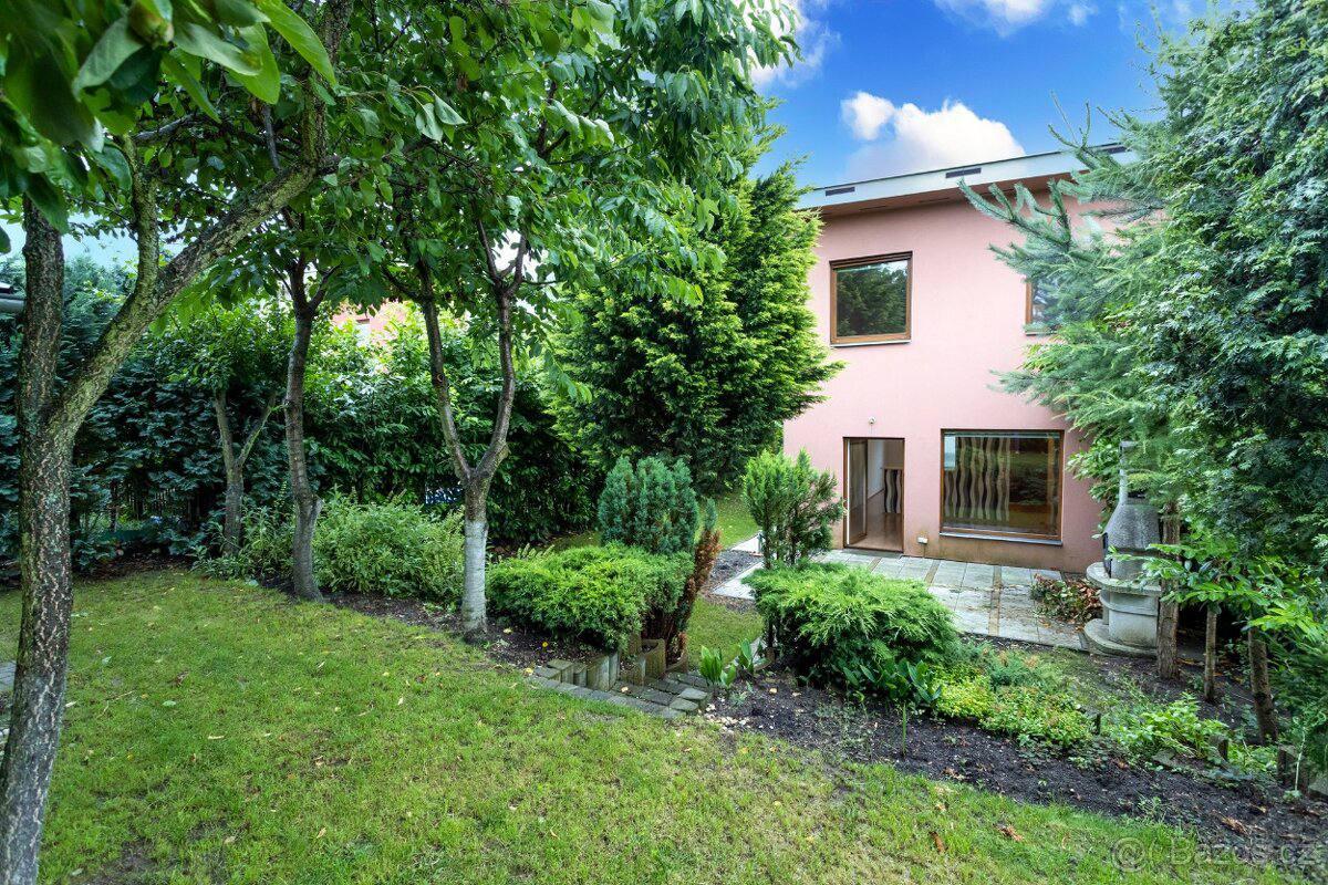 photo_2025-12-05 10.29.30.jpeg