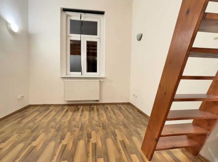 Pronájem bytu, 1+kk, 17 m²
