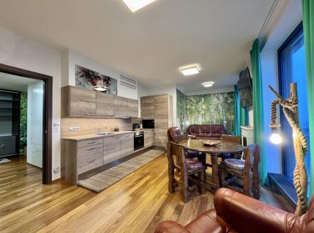 Pronájem bytu, 2+kk, 72 m²