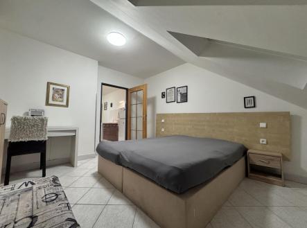 Pronájem bytu, 2+kk, 50 m²