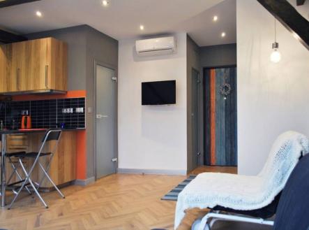 Pronájem bytu, 1+kk, 35 m²