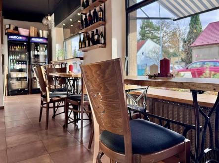 Pronájem obchodní prostor, 45 m²