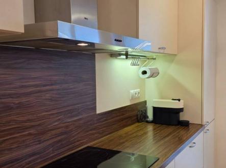 Pronájem bytu, 3+kk, 85 m²