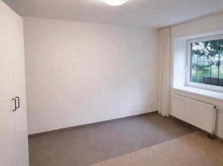 Pronájem bytu, 1+1, 40 m²