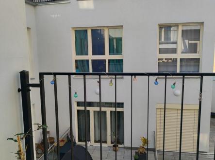 Pronájem bytu, 1+kk, 34 m²